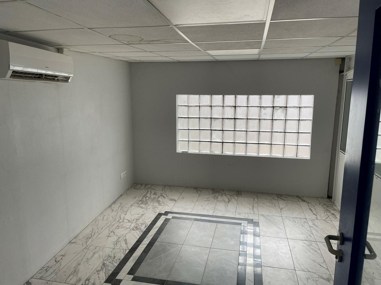 Local d'activité Vénissieux 866m² Location local d'activité Vénissieux Rhône OLACT2203755 4